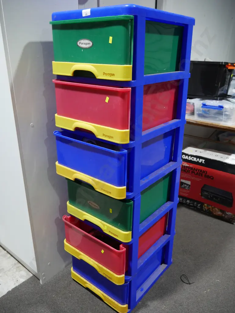 Plastic drawers and contents Image 1++