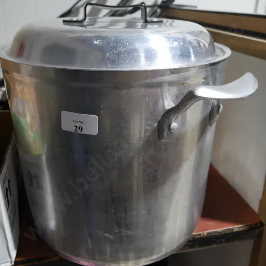 Stock pot