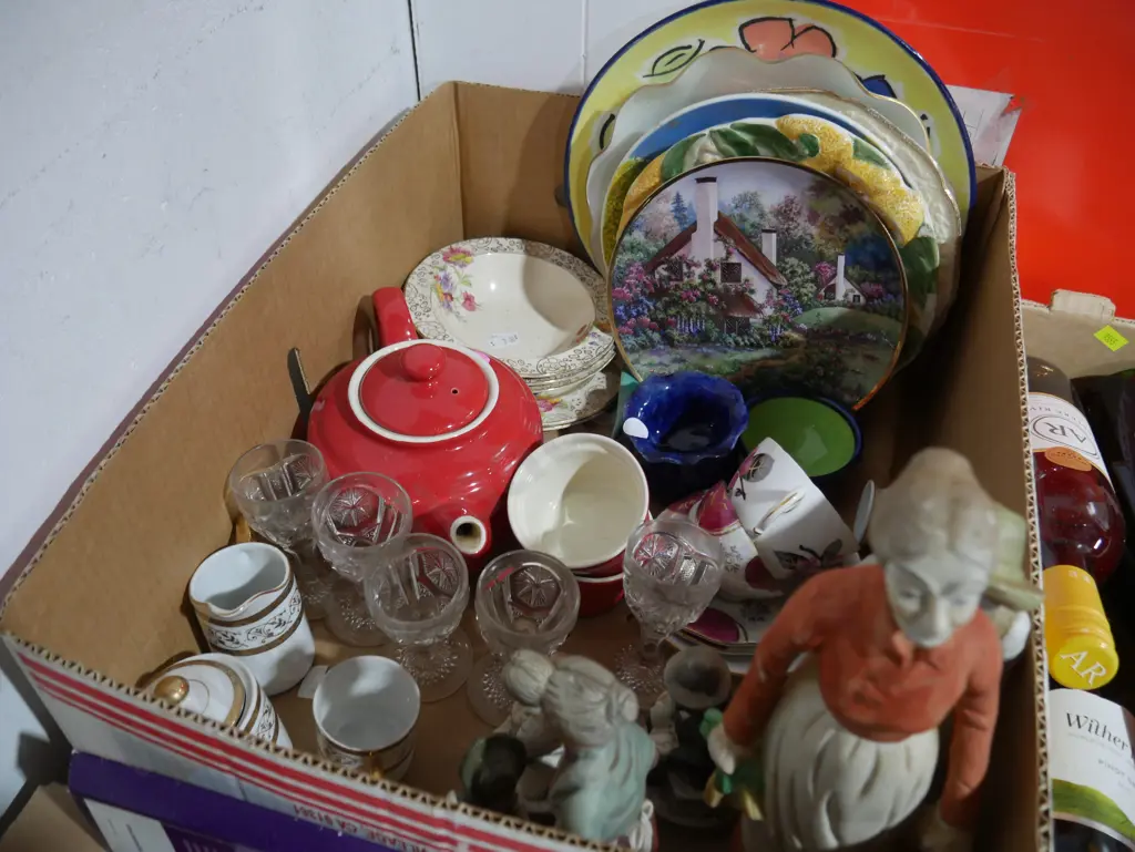 China, figurines etc Image 1++