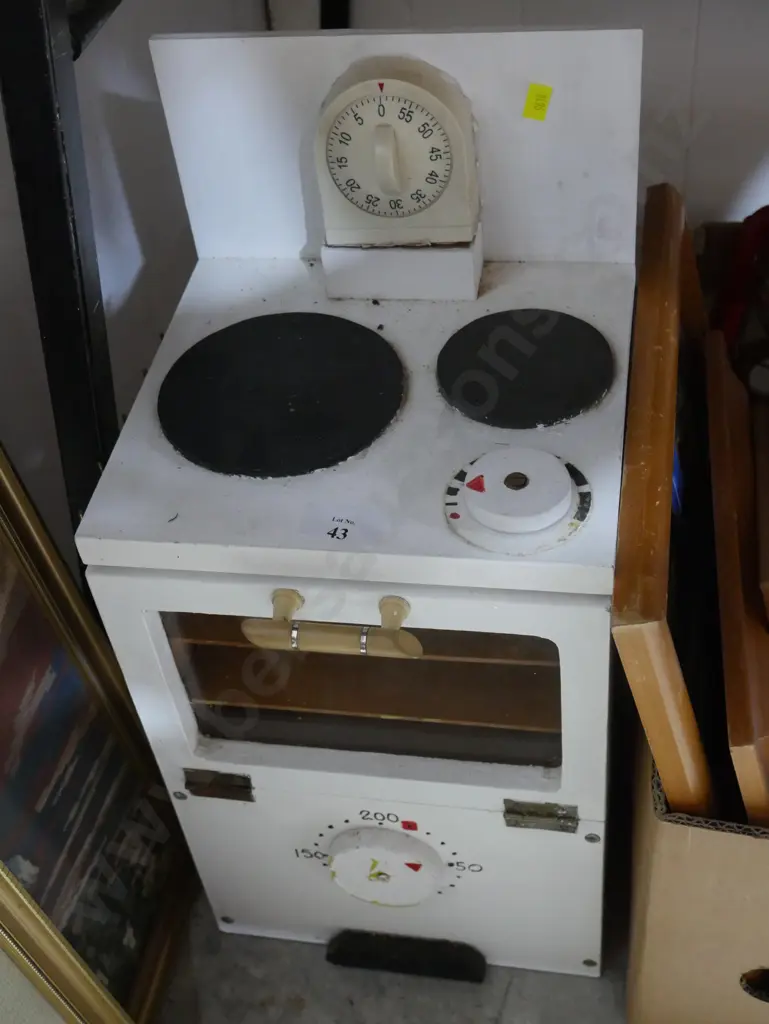 Wooden oven toy Image 1++