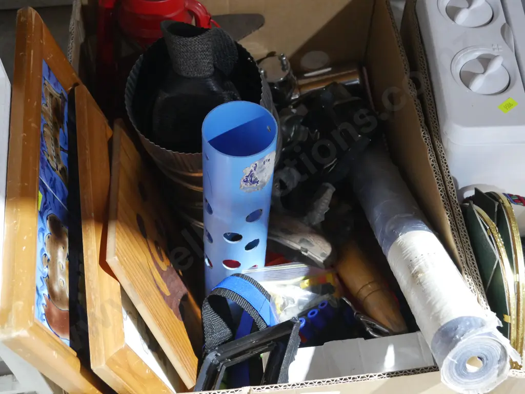 Box of sundries Image 1++