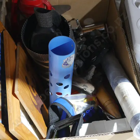 Box of sundries