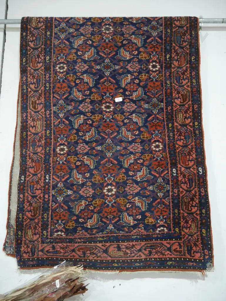 Floor runner rug Image 1++