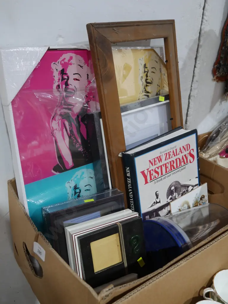 Picture frames etc Image 1++