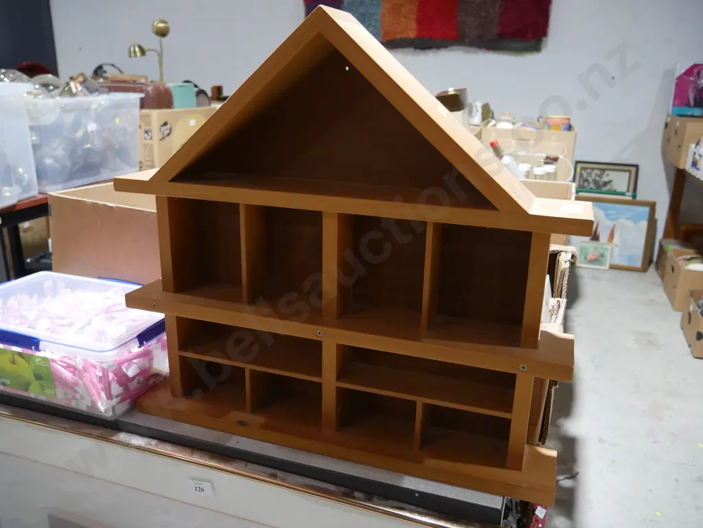 Nicnack display house Image 1++