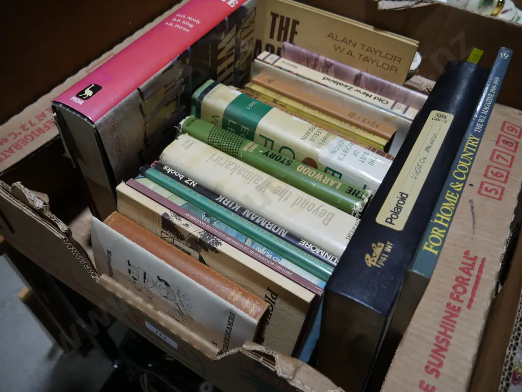 Box of books Image 1++