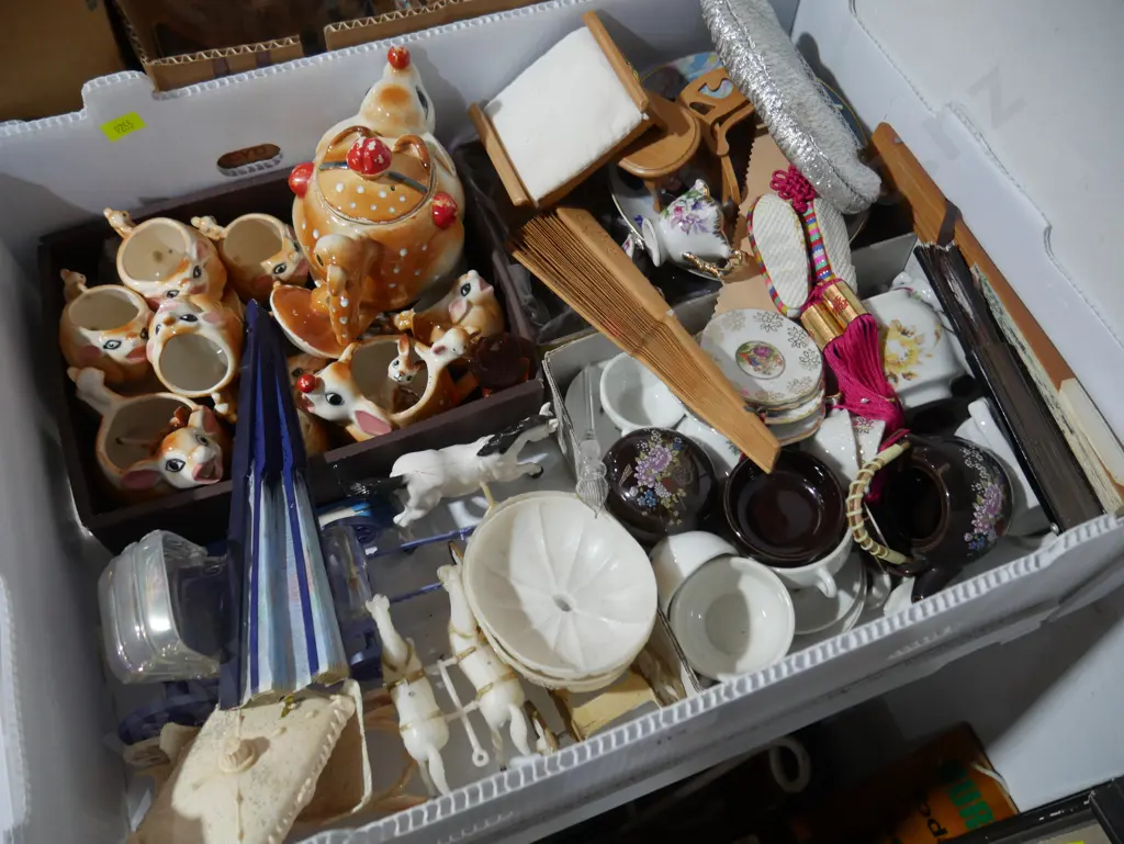 Deer miniature teasets, nicnacks Image 1++