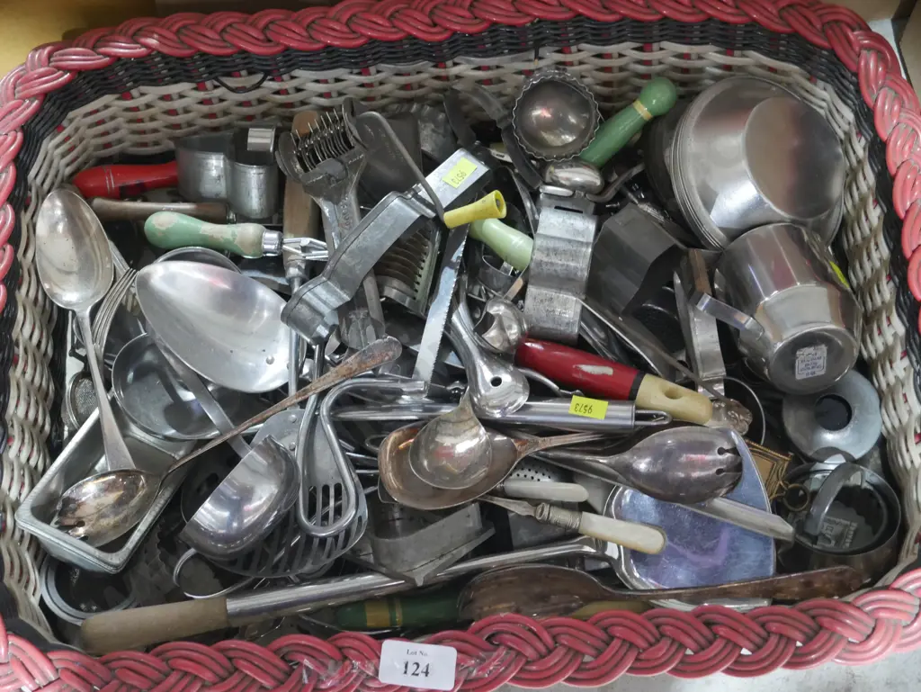 Vintage cutlery etc Image 1++