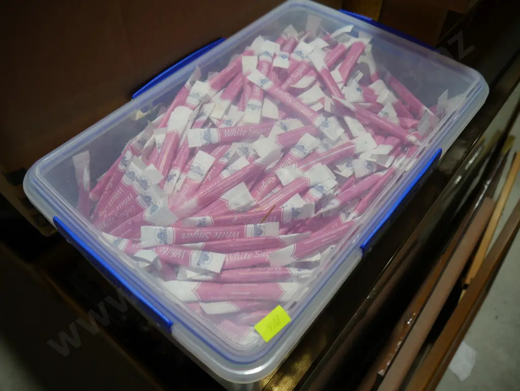 Sachets of sugar Image 1++