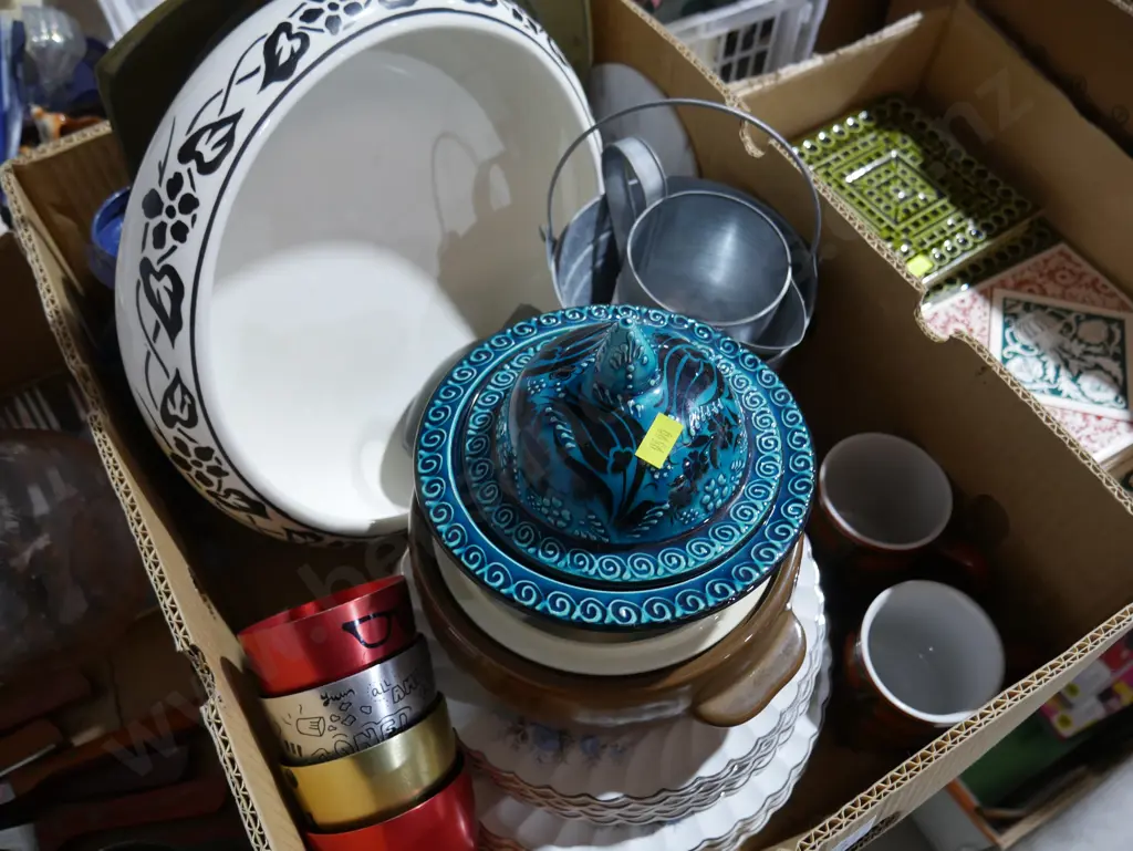 Pottery, sundries Image 1++