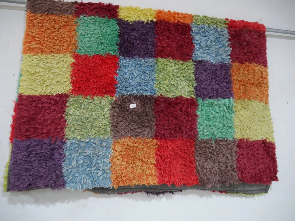 Colourful floor mat Image 1++