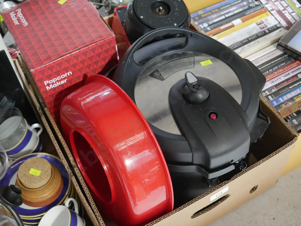 Russell Hobbs express chef, popcorn maker etc Image 1++