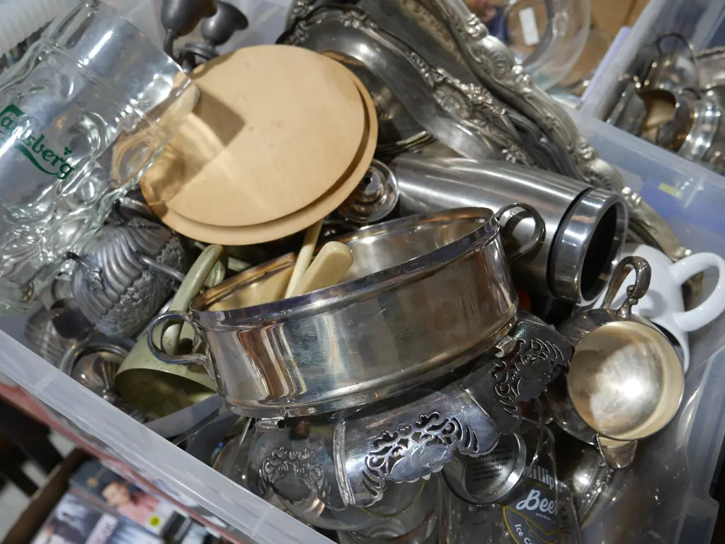 EP ware, glass mugs, sundries Image 1++