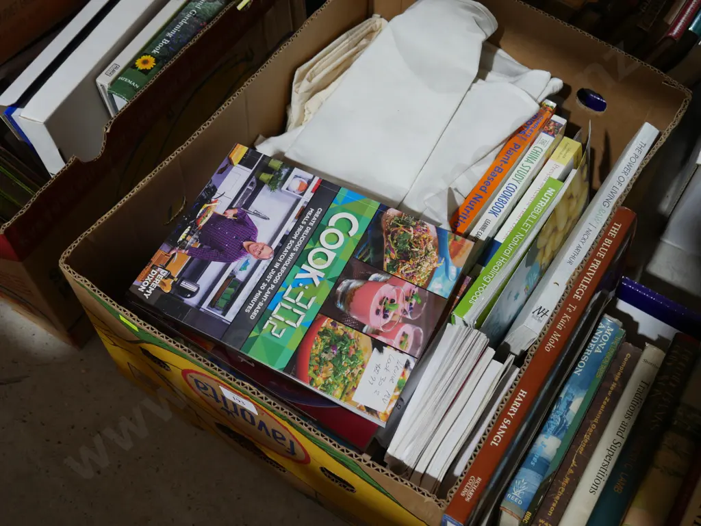 Box of books Image 1++