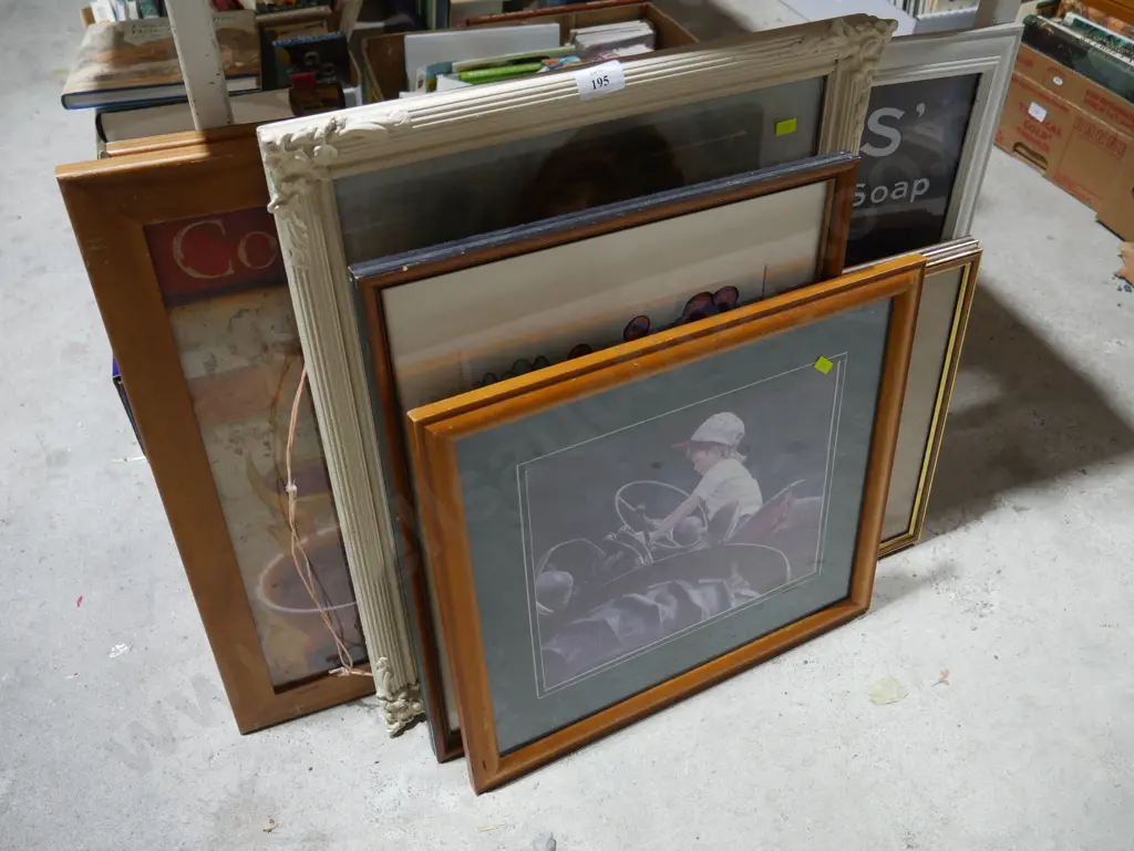 Framed artworks Image 1++