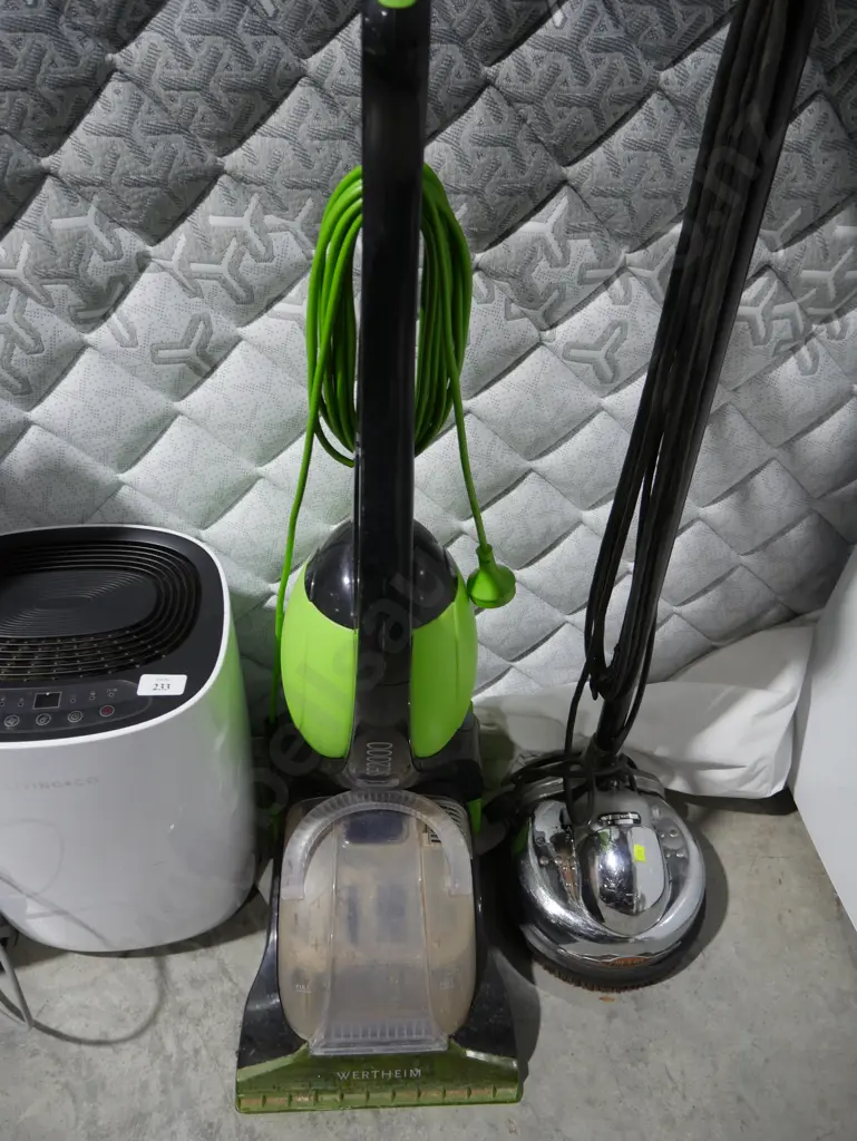 Wertheim carpet shampooer Image 1++
