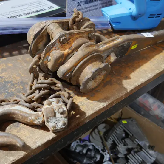 Lever hoist