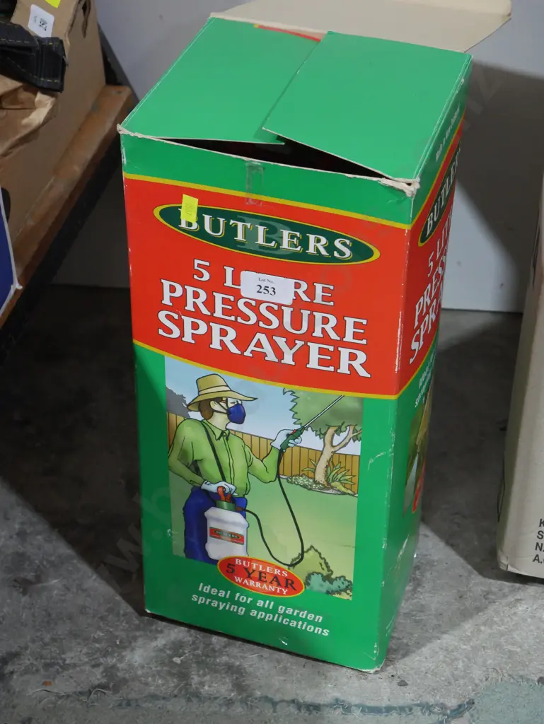 Pressure sprayer Image 1++