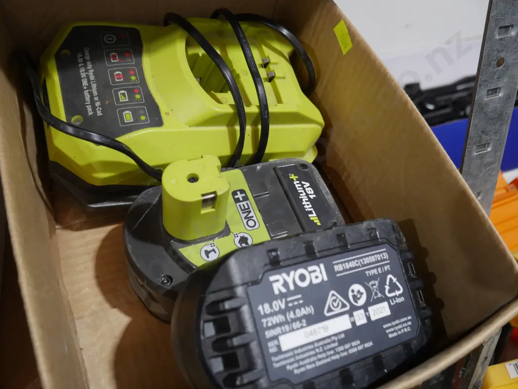 Ryobi batteries and charger Image 1++