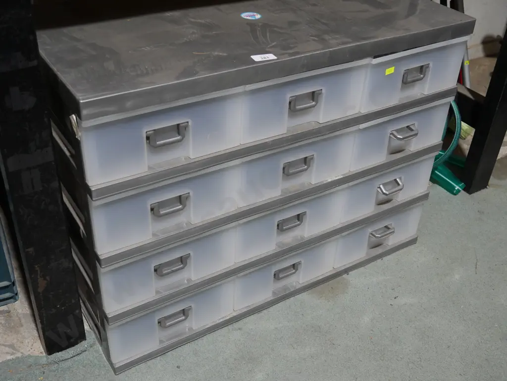 Plastic storage drawers Image 1++