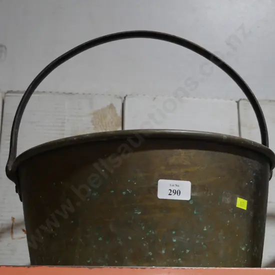 Brass pan