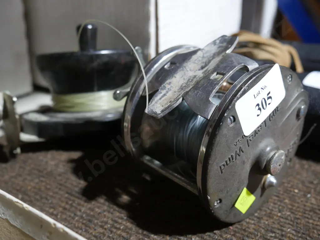 Fishing reels Image 1++