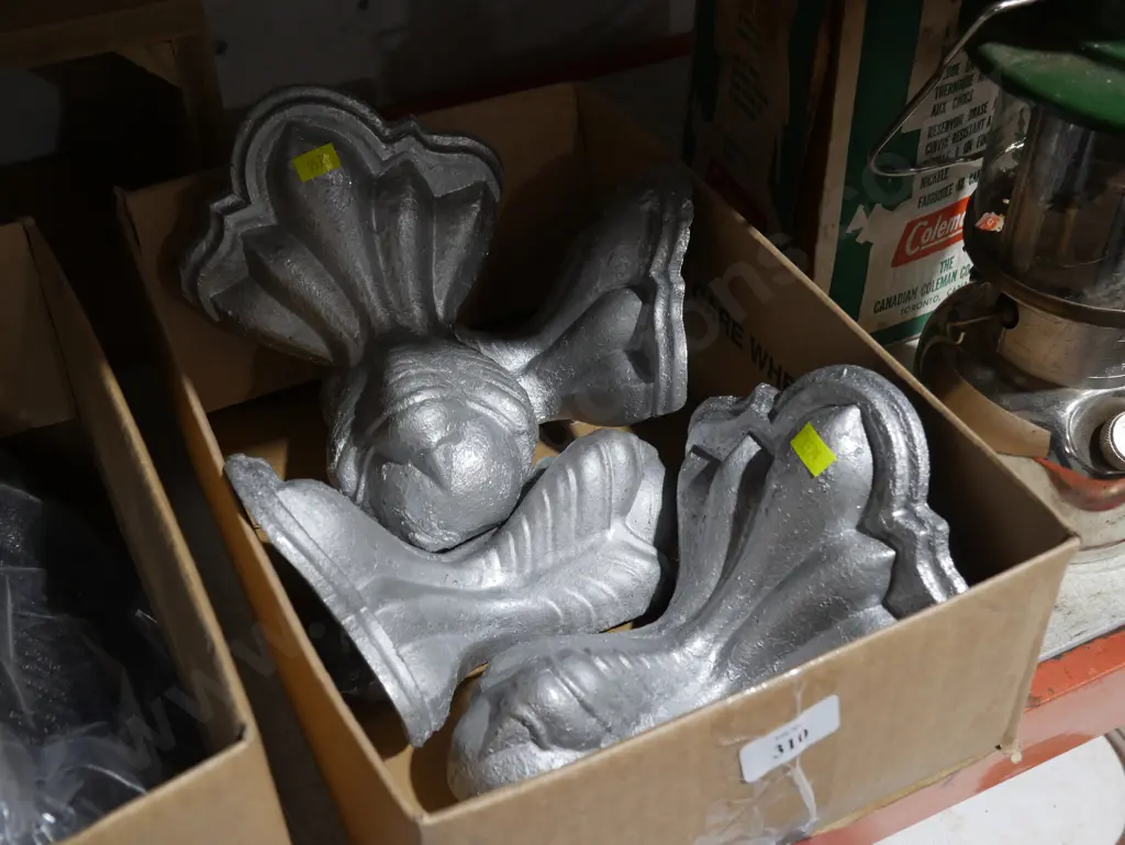 Cast iron bath legs Image 1++
