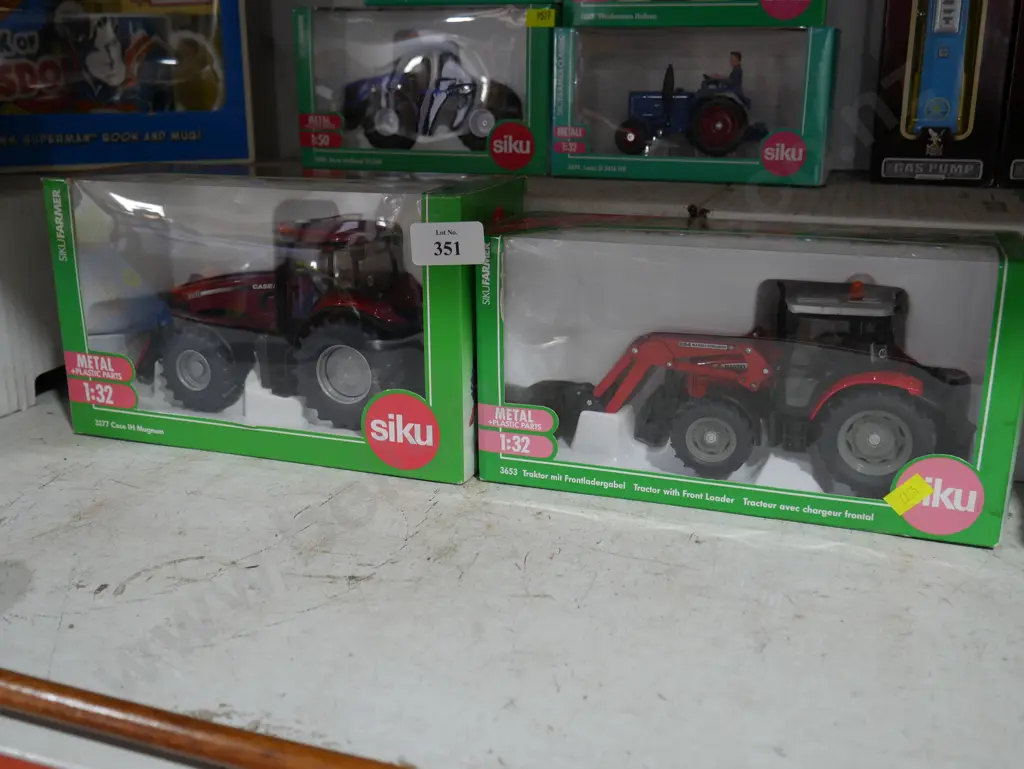 2 tractors Image 1++