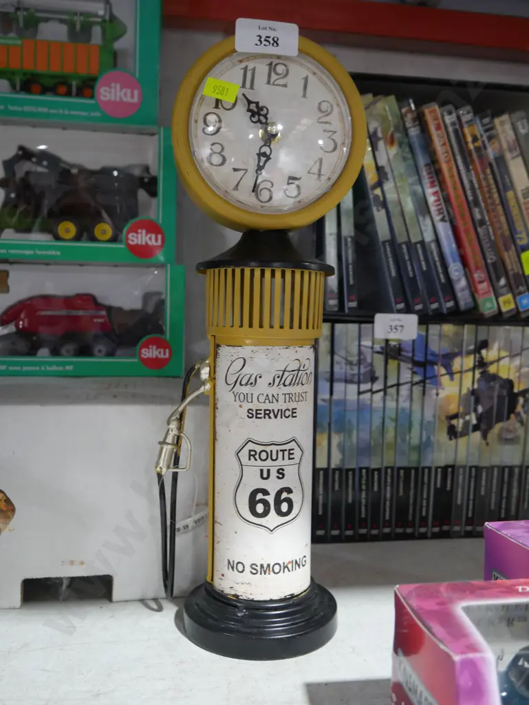 Gas pump Image 1++