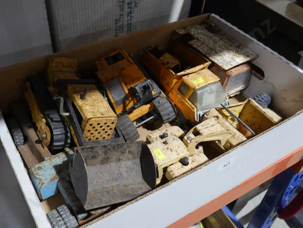 Rustic trucks bulldozer ect Image 1++