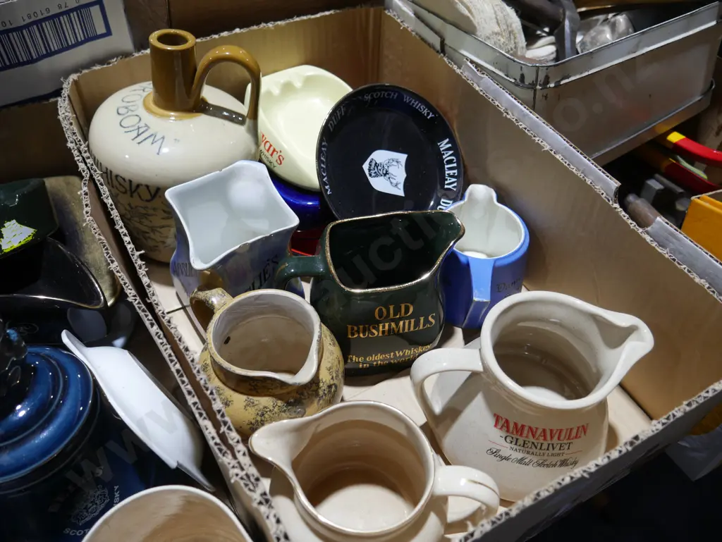 Whisky jugs Image 1++