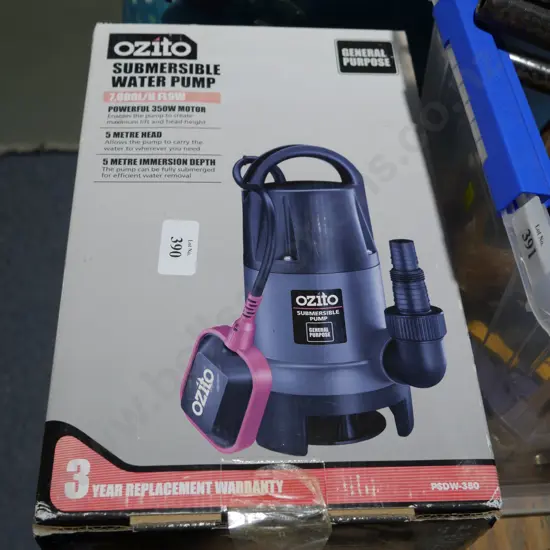 Submersible pump