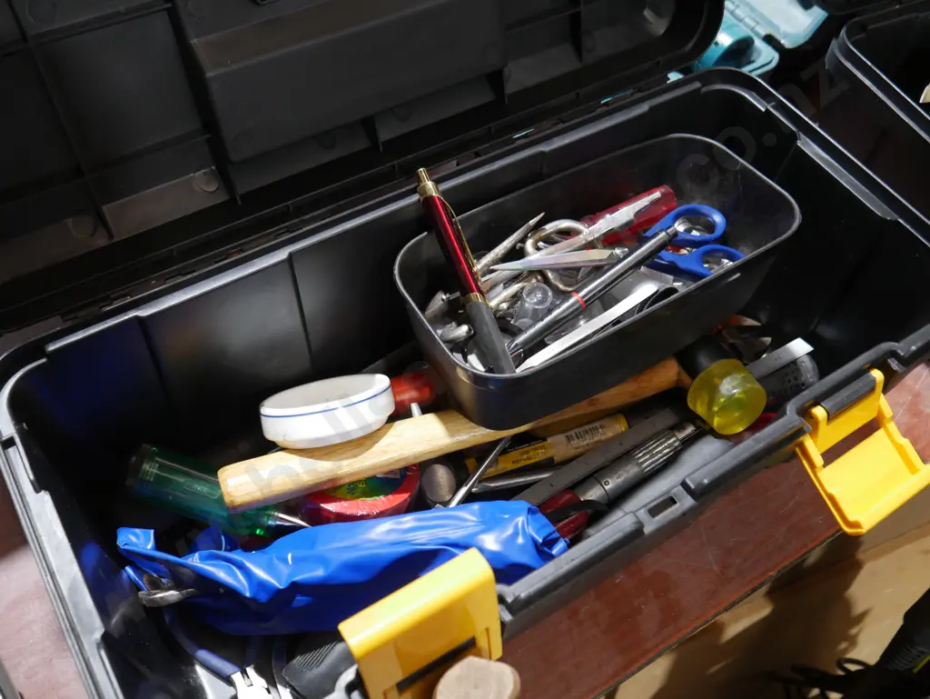 Tool box and contents Image 1++
