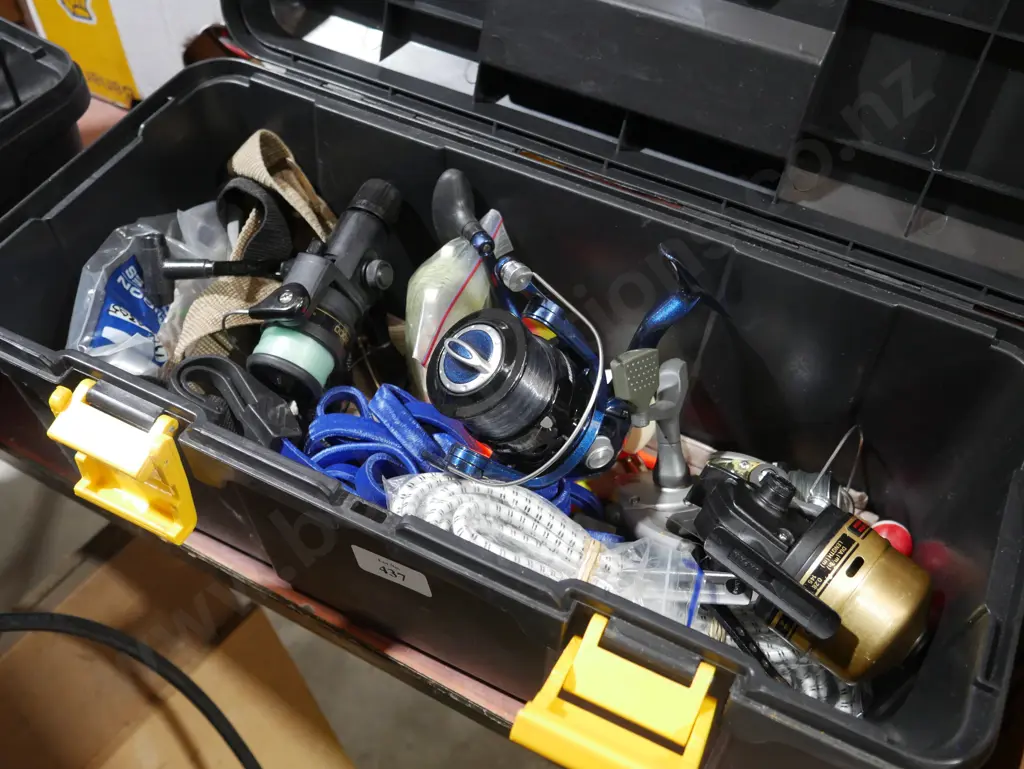 Fishing reels etc Image 1++