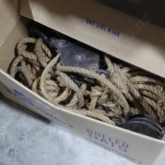 Rope pullies
