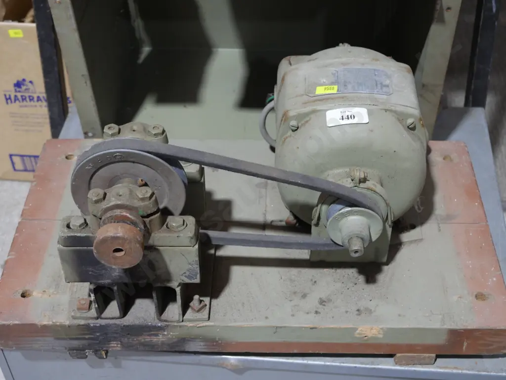 Electric motor Image 1++