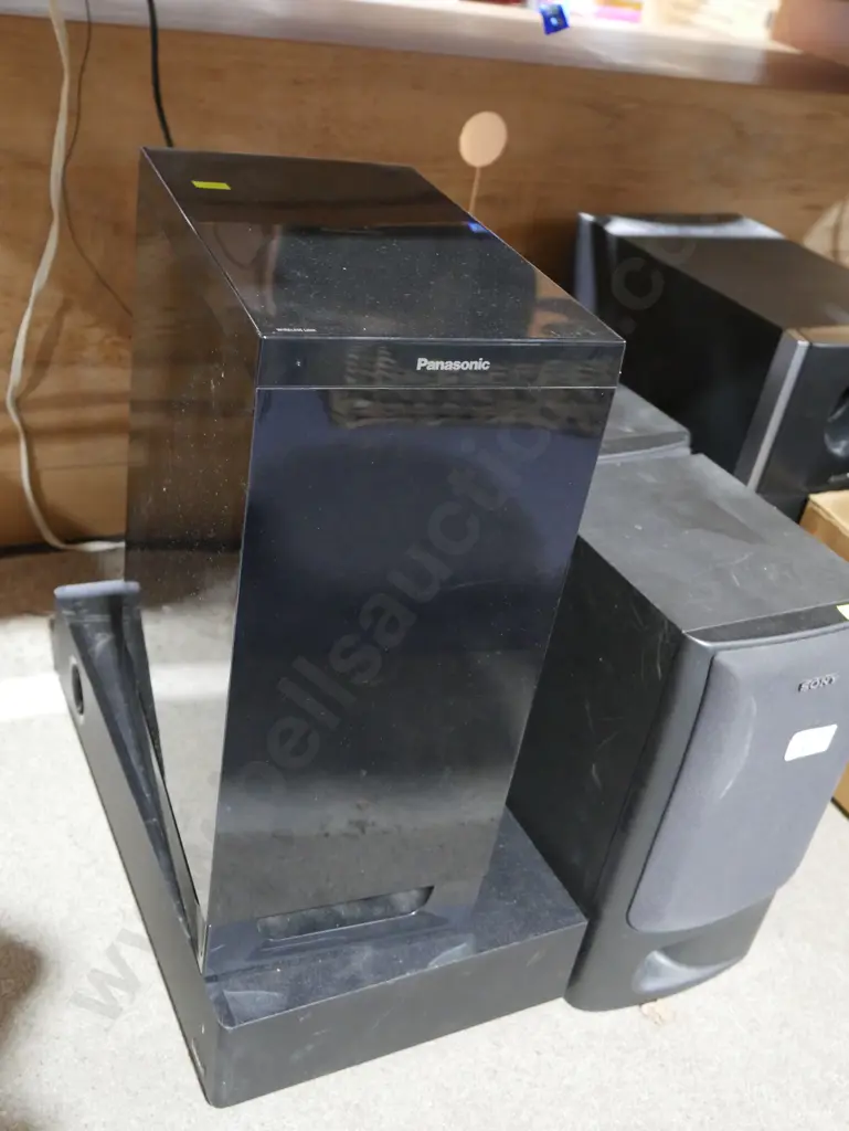 Assorted speakers Image 1++
