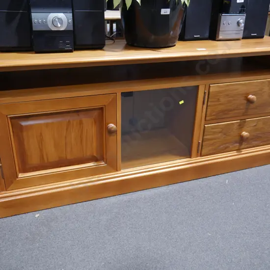 Entertainment unit