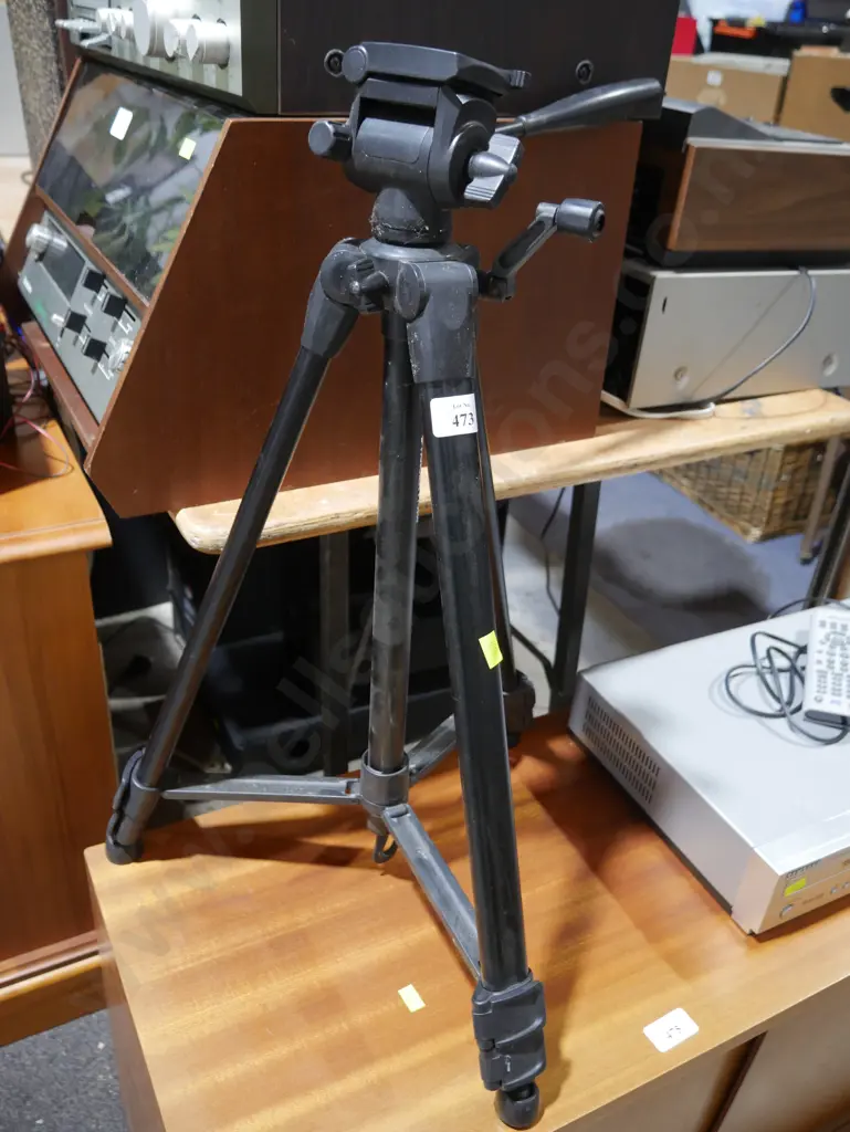 Tripod Image 1++