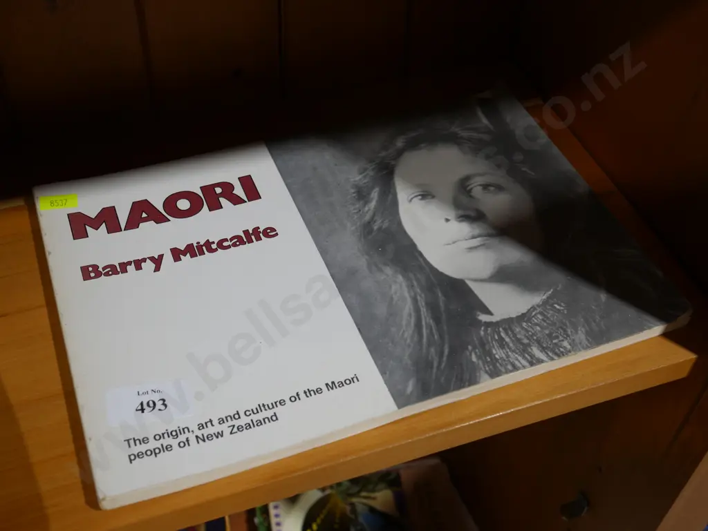 Maori - Barry Mitcalfe book Image 1++