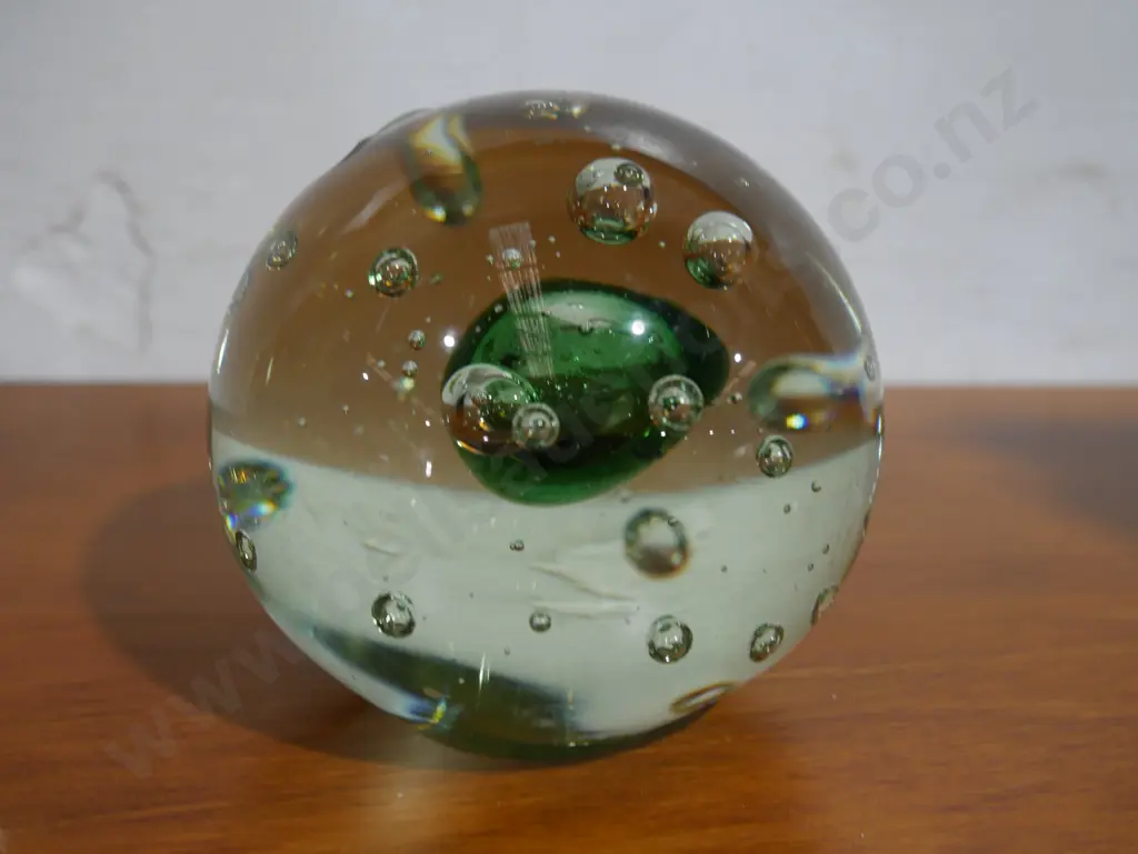 Glass paperweight Image 1++