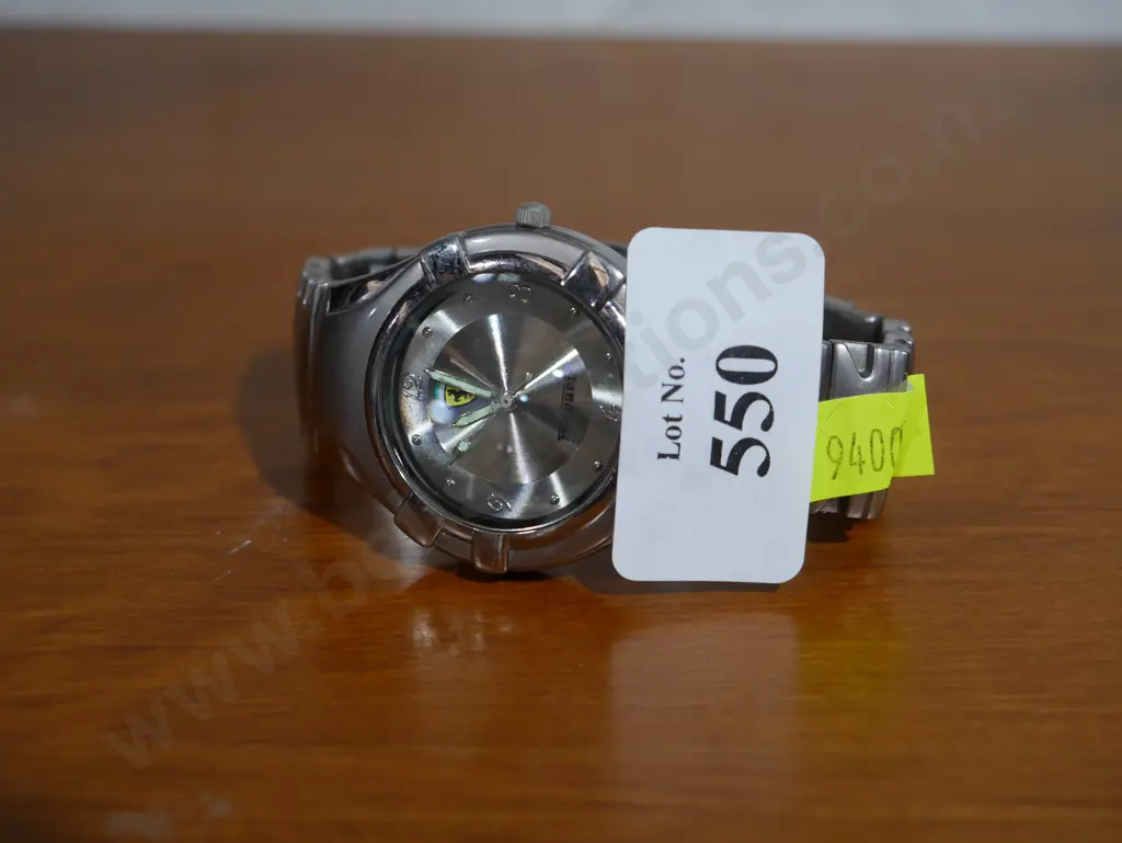 Ferrari wristwatch Image 1++