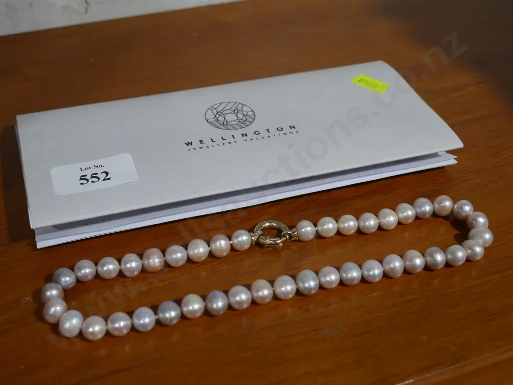 Cultured freshwater pearls, valuation of $1790 Image 1++