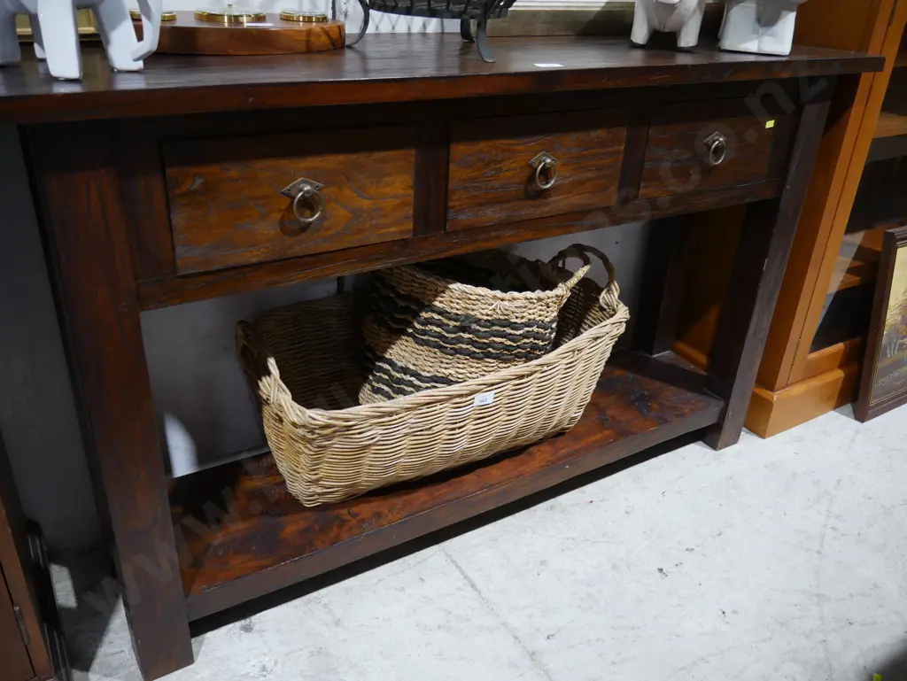 Hallway table Image 1++