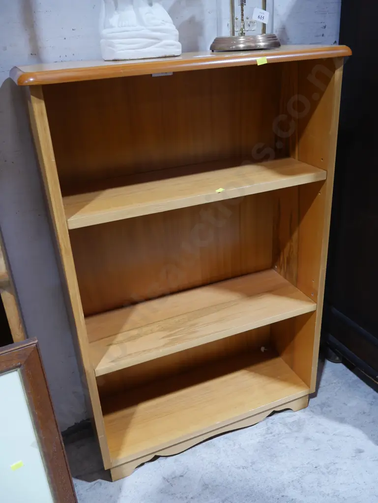 Bookcase Image 1++