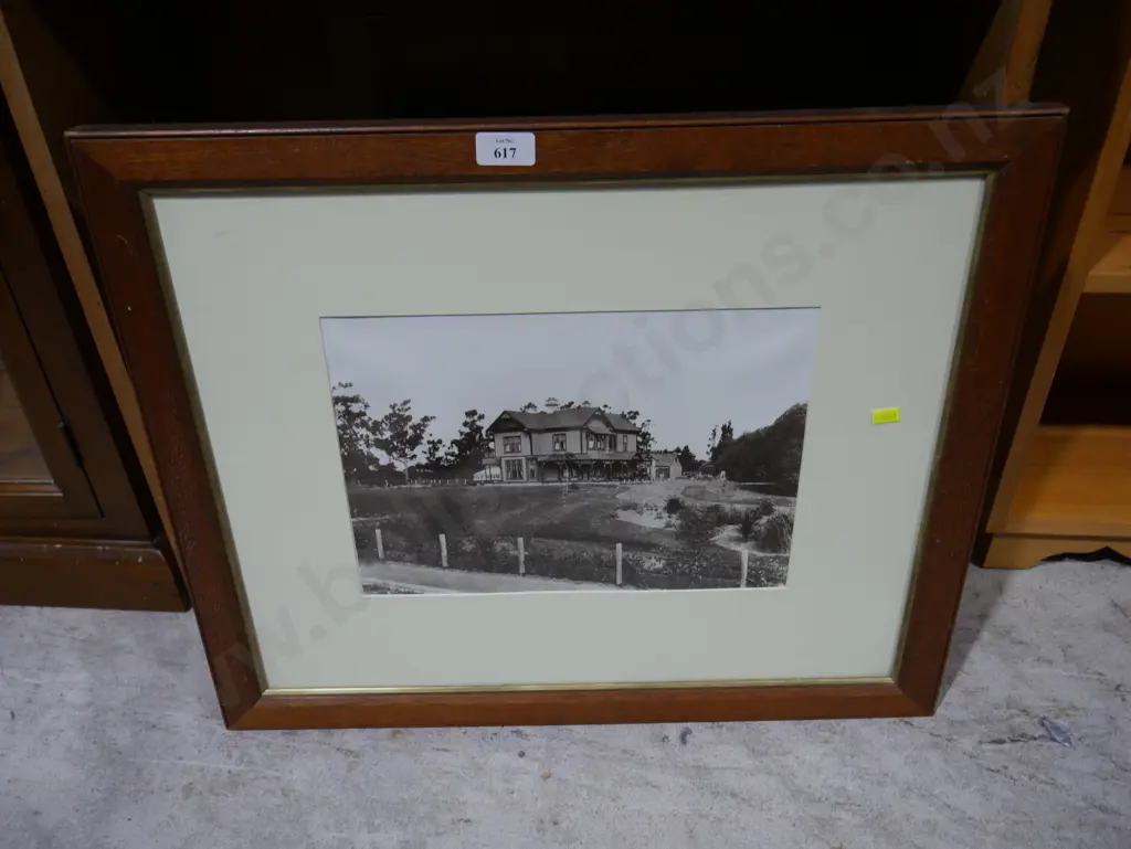 Homestead  photo Image 1++