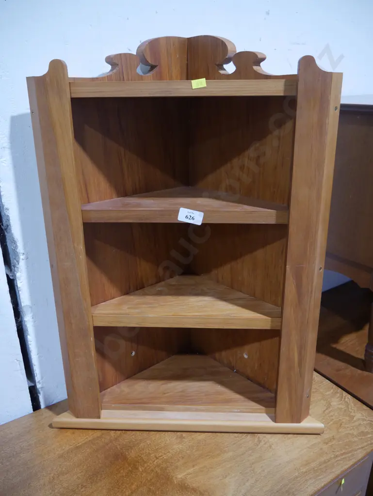 Corner shelves Image 1++