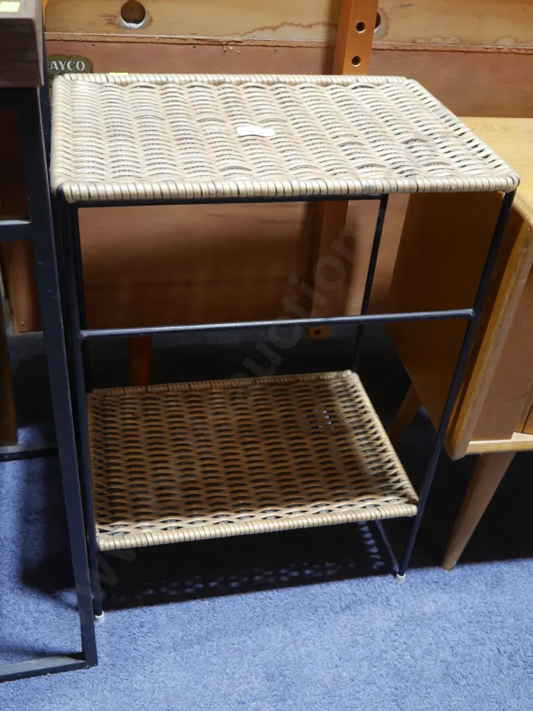 Cane table Image 1++