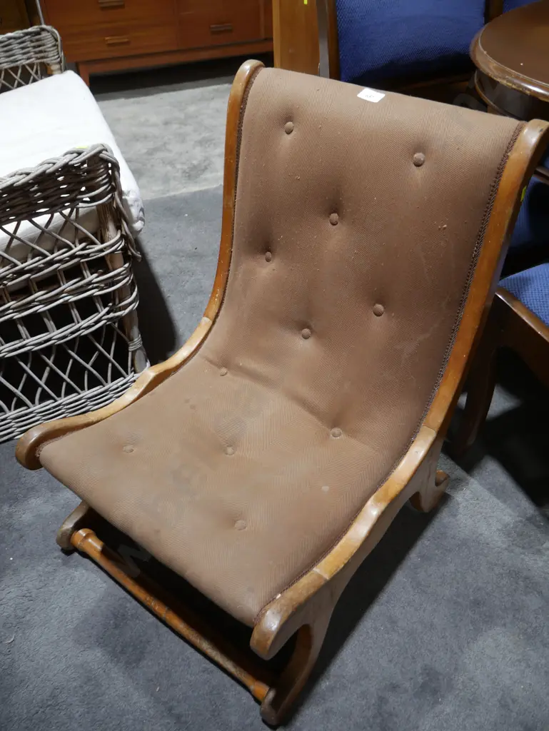Nursing chair Image 1++