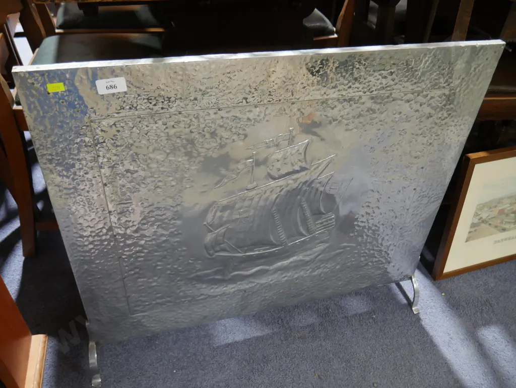 Santa Maria fire screen Image 1++